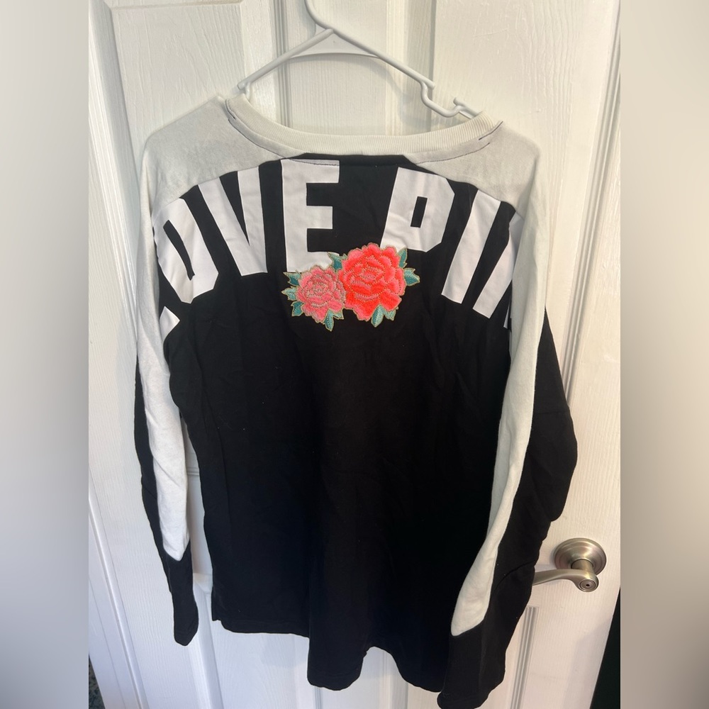 VS PINK Varsity Top